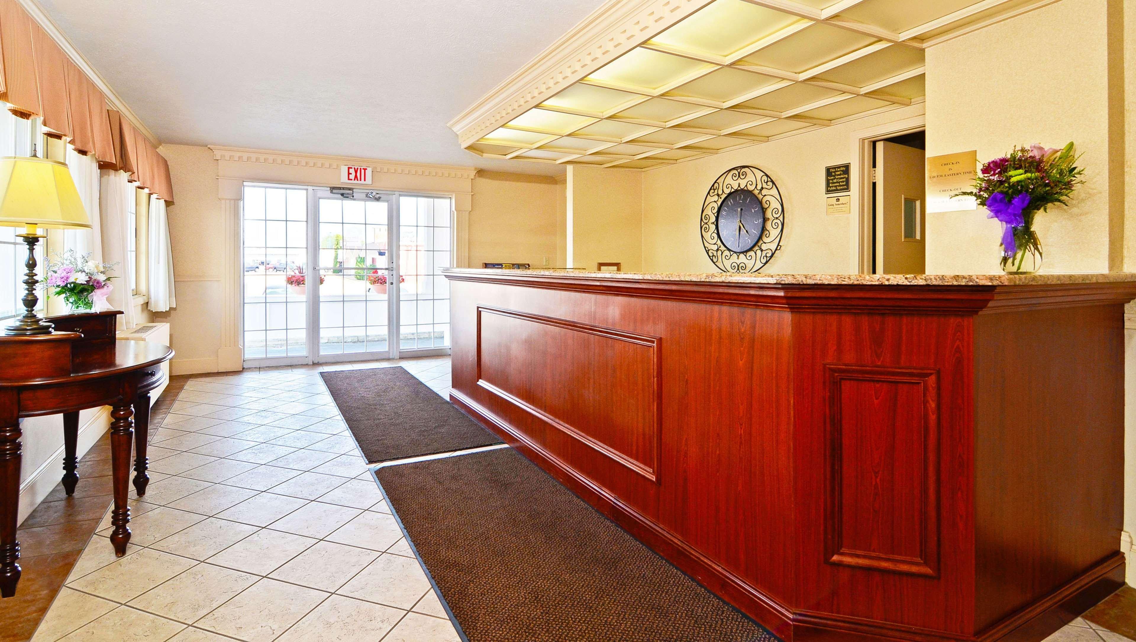 אסקנבה Magnuson Grand Pioneer Inn And Suites מראה חיצוני תמונה