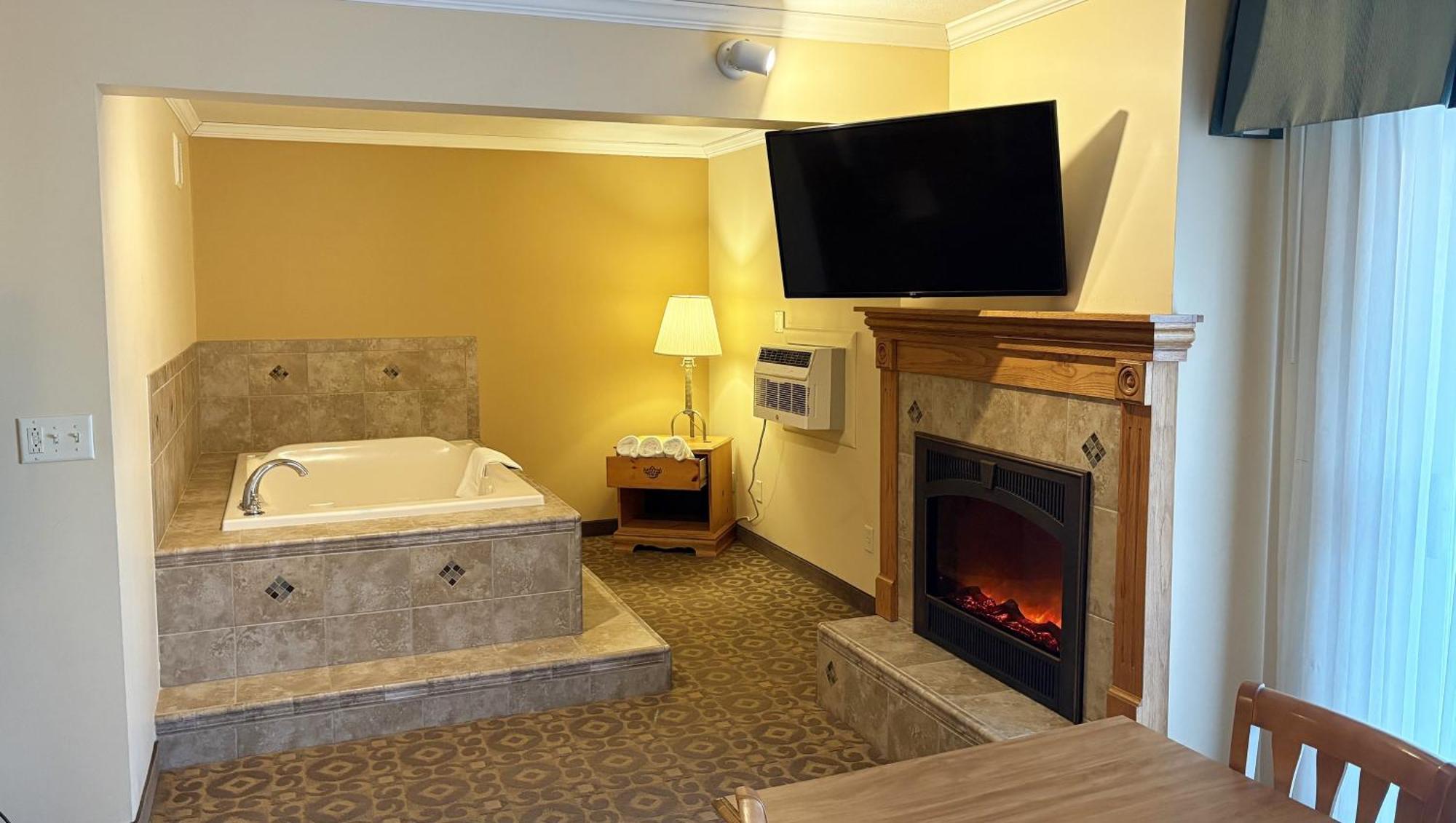 אסקנבה Magnuson Grand Pioneer Inn And Suites מראה חיצוני תמונה