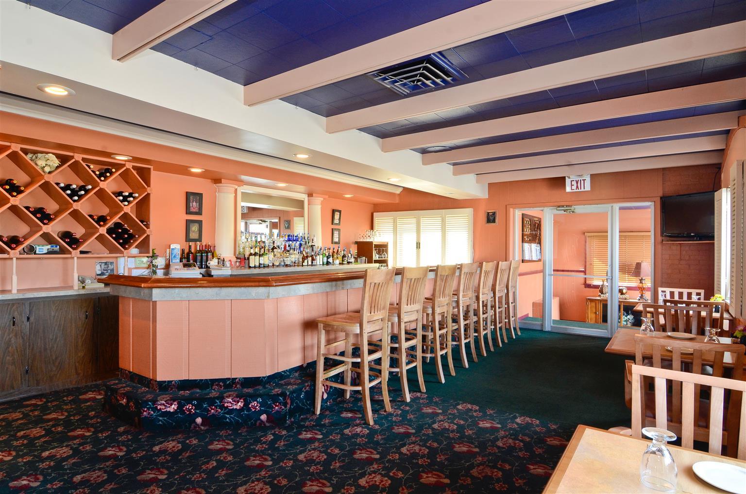 אסקנבה Magnuson Grand Pioneer Inn And Suites מסעדה תמונה